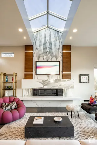 815 N Sandhurst Dr, Salt Lake City, Utah 84103
