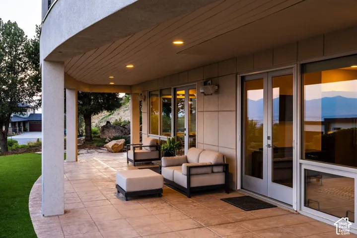 815 N Sandhurst Dr, Salt Lake City, Utah 84103