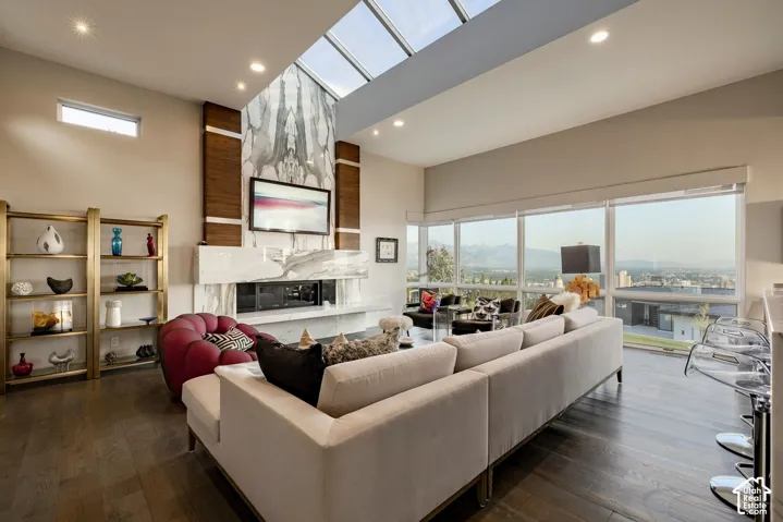 815 N Sandhurst Dr, Salt Lake City, Utah 84103