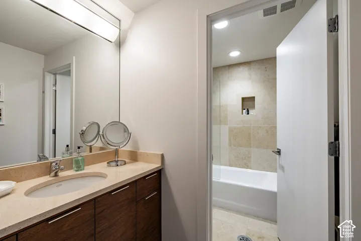 815 N Sandhurst Dr, Salt Lake City, Utah 84103