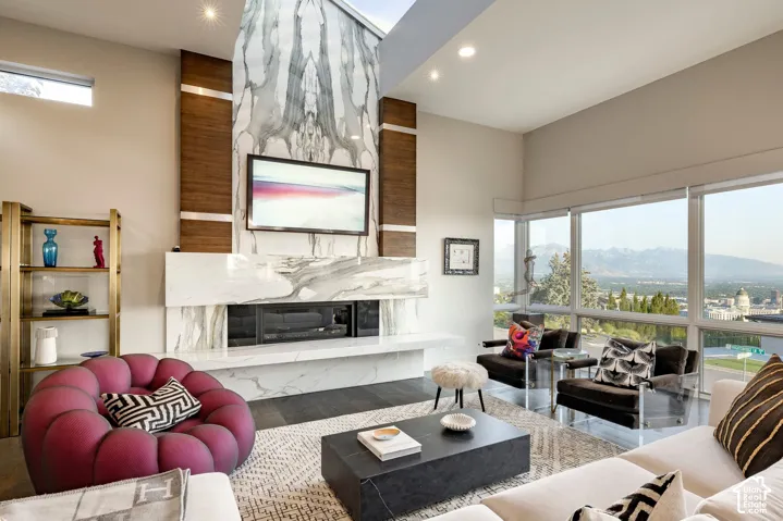 815 N Sandhurst Dr, Salt Lake City, Utah 84103