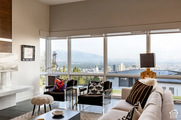 815 N Sandhurst Dr, Salt Lake City, Utah 84103