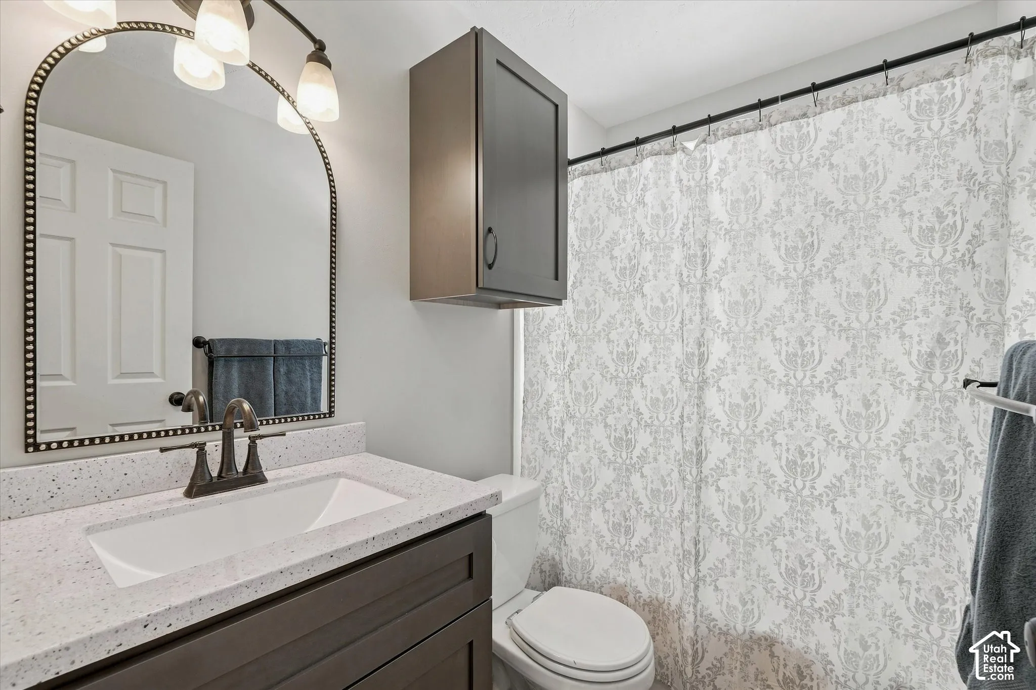 Full Bathroom on 2nd level