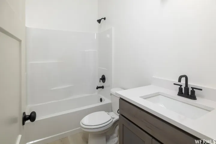 Bathroom #2