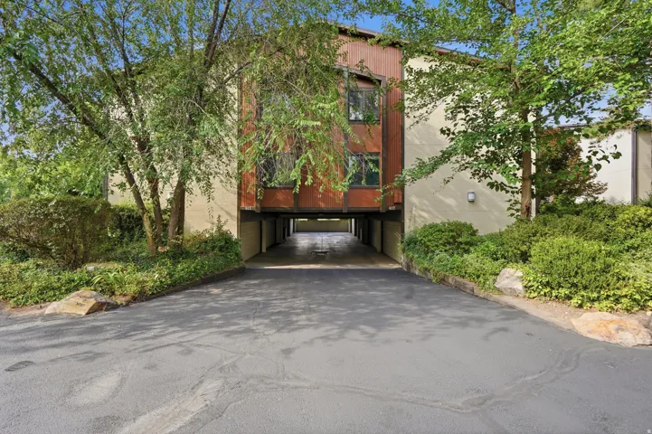 Top floor unit with underground parking