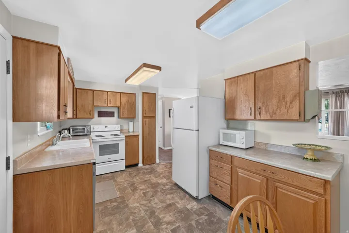 2810 W 7268 S, West Jordan, Utah 84084