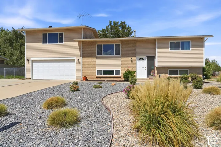 2810 W 7268 S, West Jordan, Utah 84084