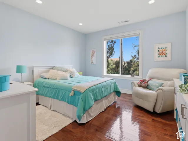 1706 E Murray Holladay Rd #203, Holladay, Utah 84117