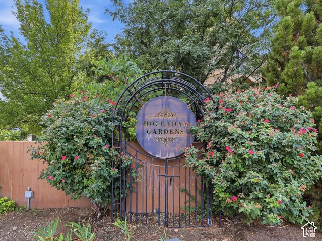 1706 E Murray Holladay Rd #203, Holladay, Utah 84117