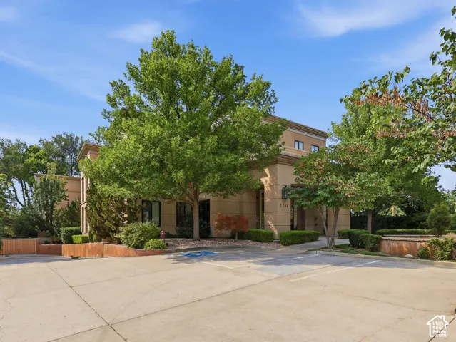 1706 E Murray Holladay Rd #203, Holladay, Utah 84117