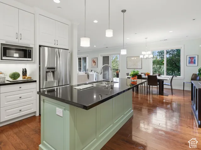 1706 E Murray Holladay Rd #203, Holladay, Utah 84117