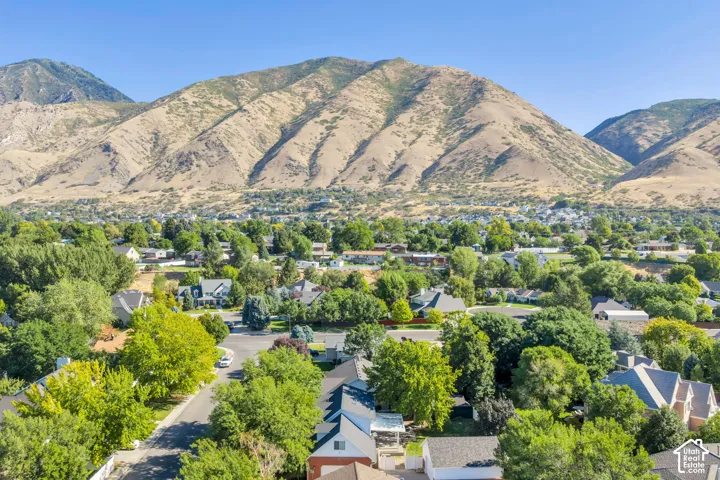 1526 E Pheasant Run Dr, Springville, Utah 84663
