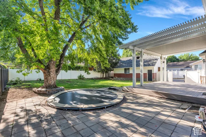 1526 E Pheasant Run Dr, Springville, Utah 84663