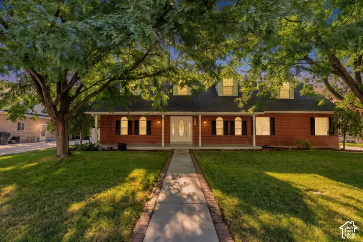 1526 E Pheasant Run Dr, Springville, Utah 84663