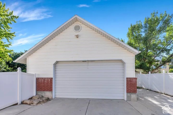 1526 E Pheasant Run Dr, Springville, Utah 84663