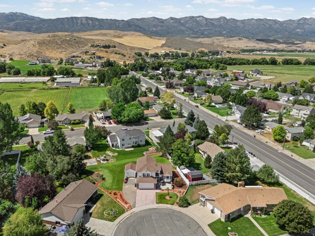 28 S Scott Cir, Morgan, Utah 84050