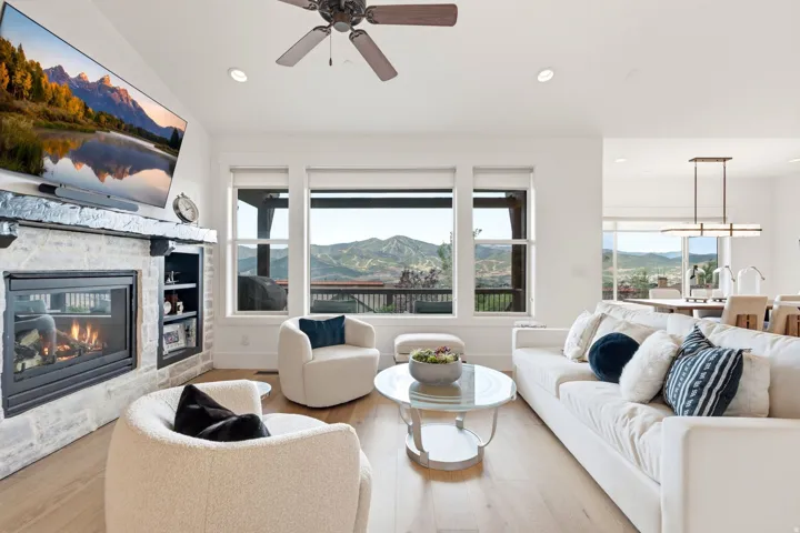 1578 E Longview Dr, Hideout, Utah 84036