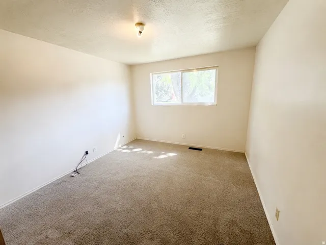 255 N 1040 E, Springville, Utah 84663