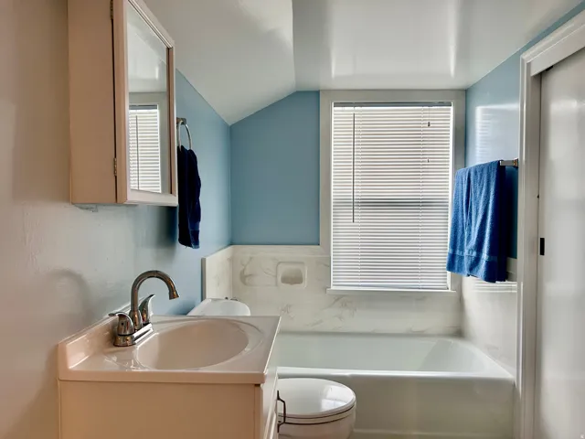Second floor bath
