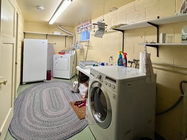 Large utility room