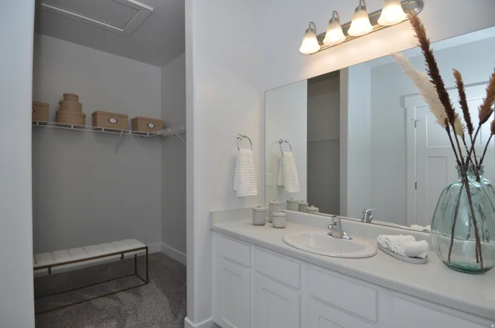 1423 N 3830 W #b201, Lehi, Utah 84043