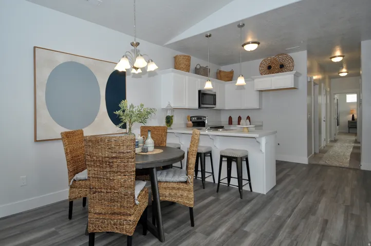 1423 N 3830 W #b201, Lehi, Utah 84043