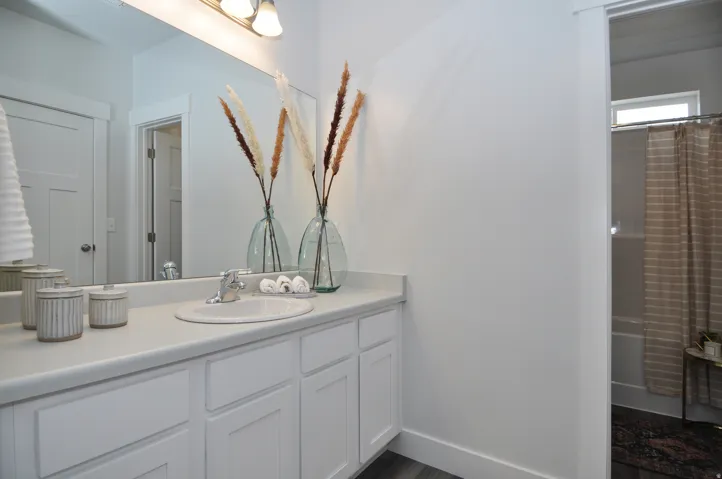 1423 N 3830 W #b201, Lehi, Utah 84043
