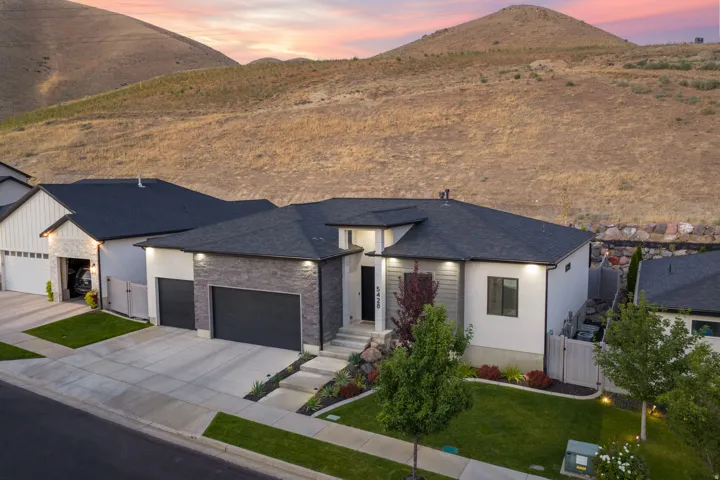 5428 N Meadow Lark Ln, Lehi, Utah 84048
