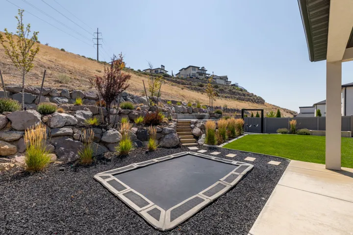 5428 N Meadow Lark Ln, Lehi, Utah 84048