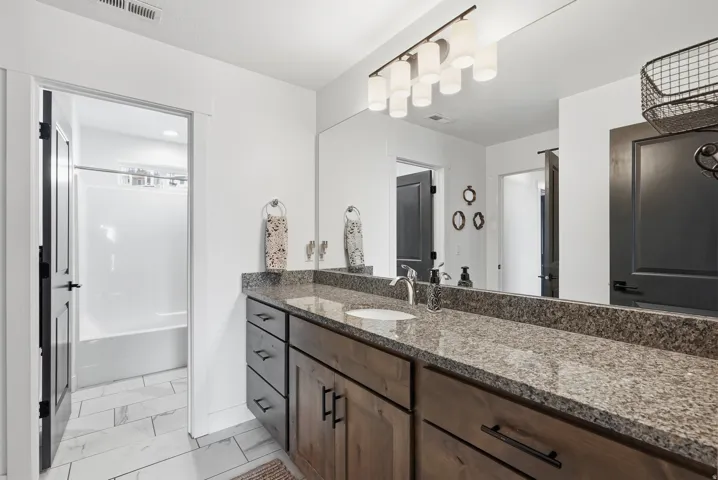 1027 W Seasons View Ct, Lehi, Utah 84048