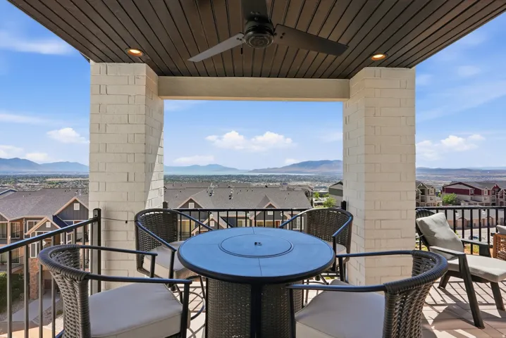 1027 W Seasons View Ct, Lehi, Utah 84048