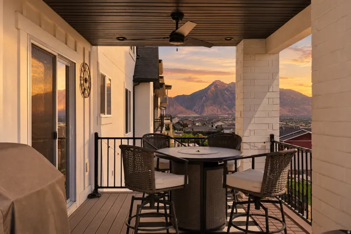 1027 W Seasons View Ct, Lehi, Utah 84048