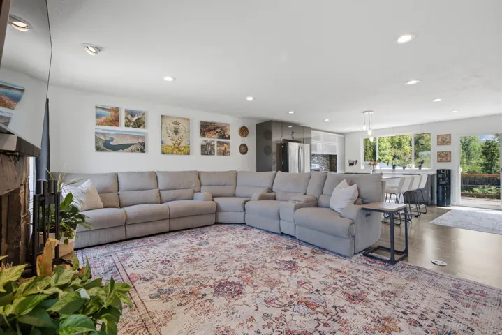 1540 N 675 W, West Bountiful, Utah 84087