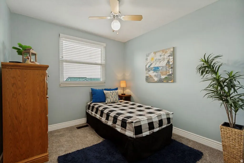 Wall-to-wall carpeting and neutral wall tones