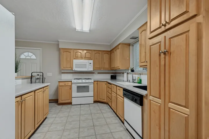 927 E 5650 S, Murray, Utah 84121