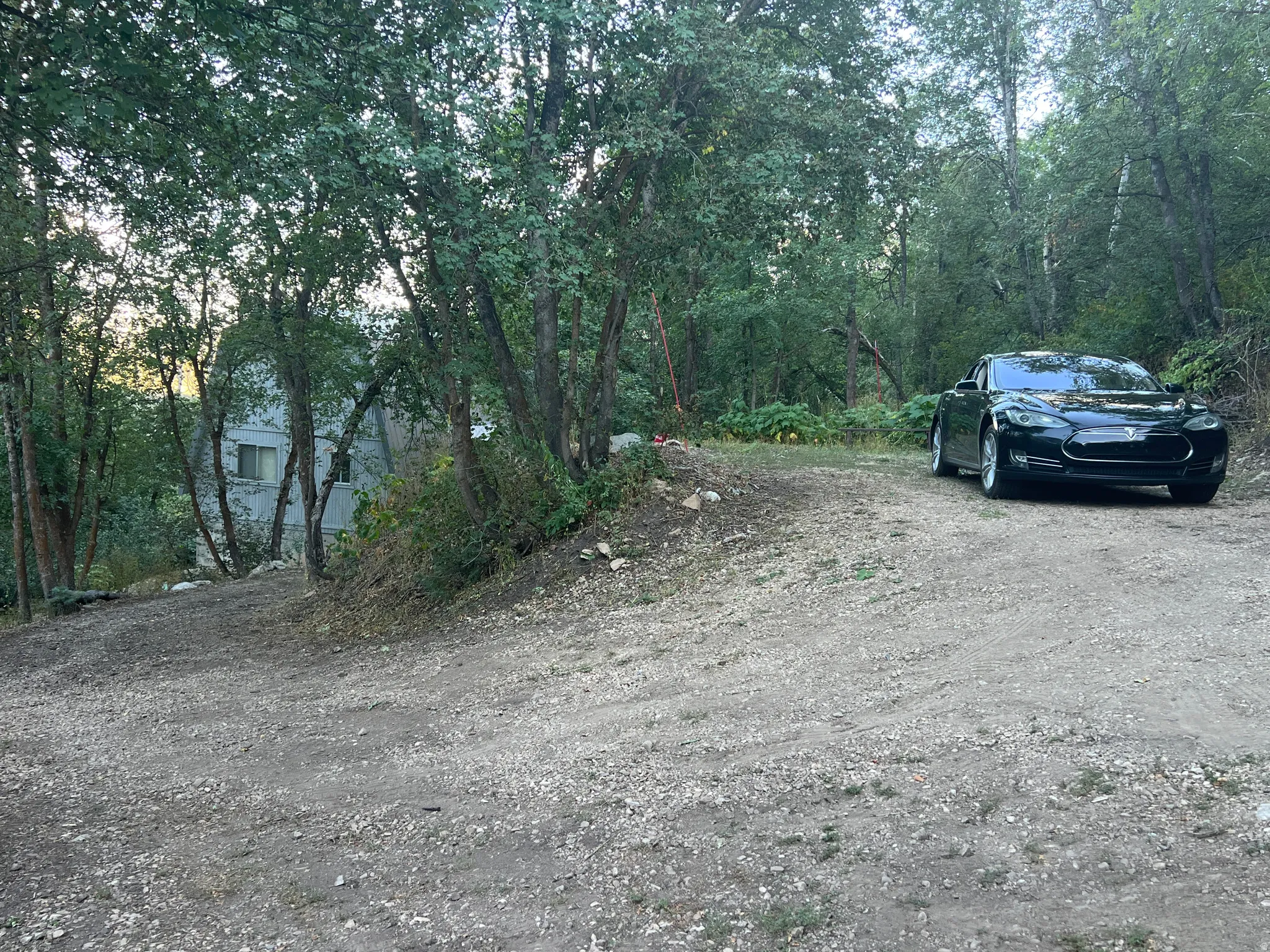 PARK UP ABOVE CABIN.  EASY TURN AROUND.