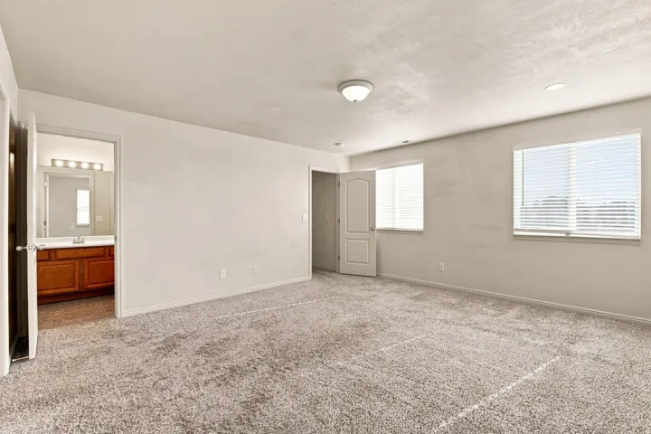 7725 N Willow Ln, Eagle Mountain, Utah 84005