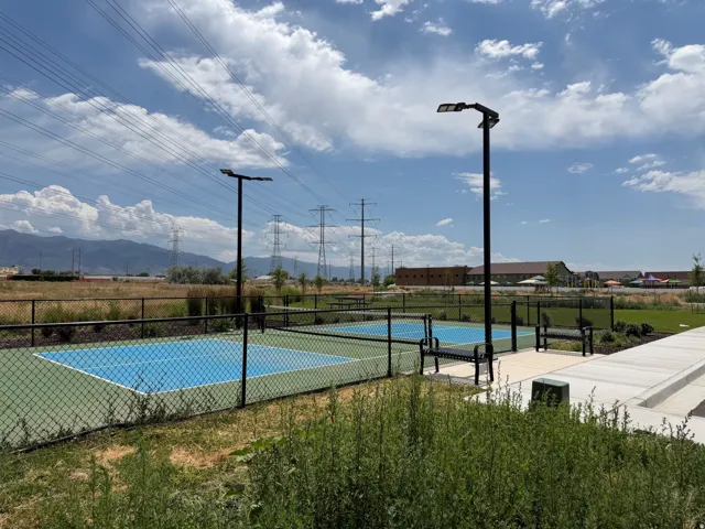 1546 S 950 W #122, Clearfield, Utah 84015