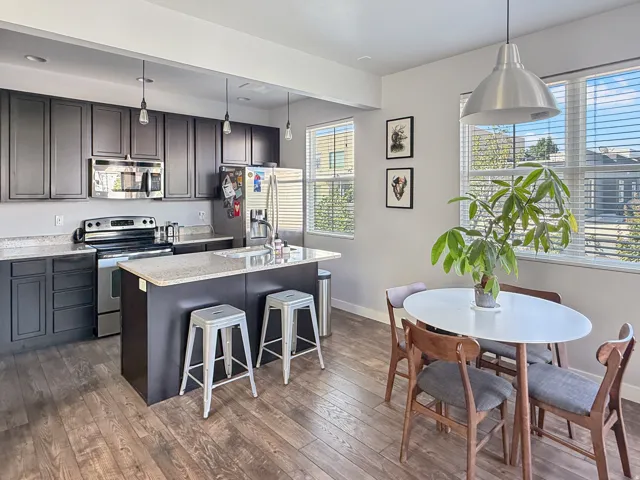 10371 S Roaring Creek Ln, South Jordan, Utah 84009