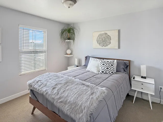 10371 S Roaring Creek Ln, South Jordan, Utah 84009
