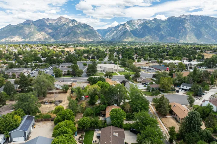 1259 E Quail Creek Dr, Sandy, Utah 84094