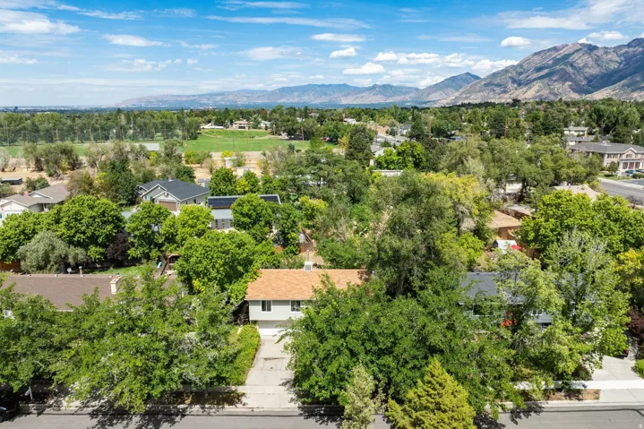 1259 E Quail Creek Dr, Sandy, Utah 84094
