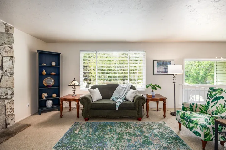 1259 E Quail Creek Dr, Sandy, Utah 84094