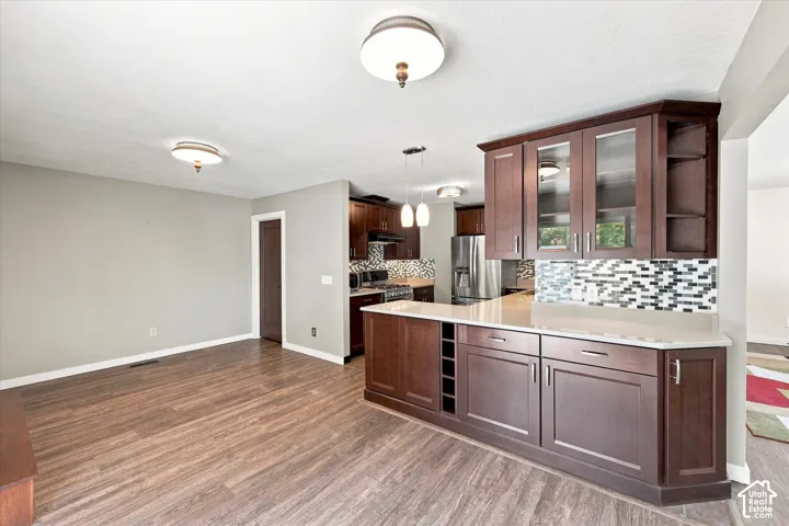 2407 E Country Oaks Dr, Layton, Utah 84040