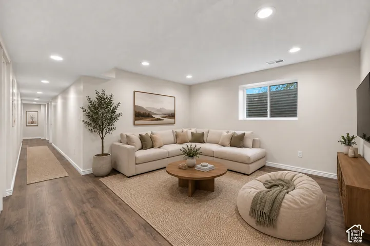 Virtual staging