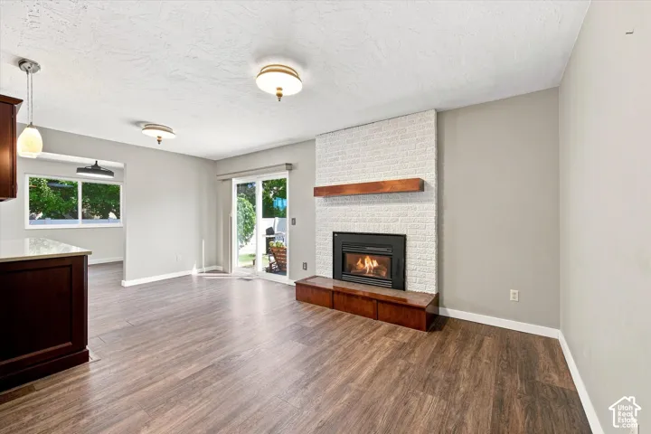 2407 E Country Oaks Dr, Layton, Utah 84040