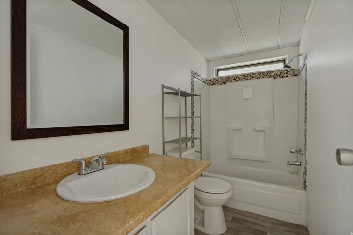 1350 W 300 N #75, Clearfield, Utah 84015