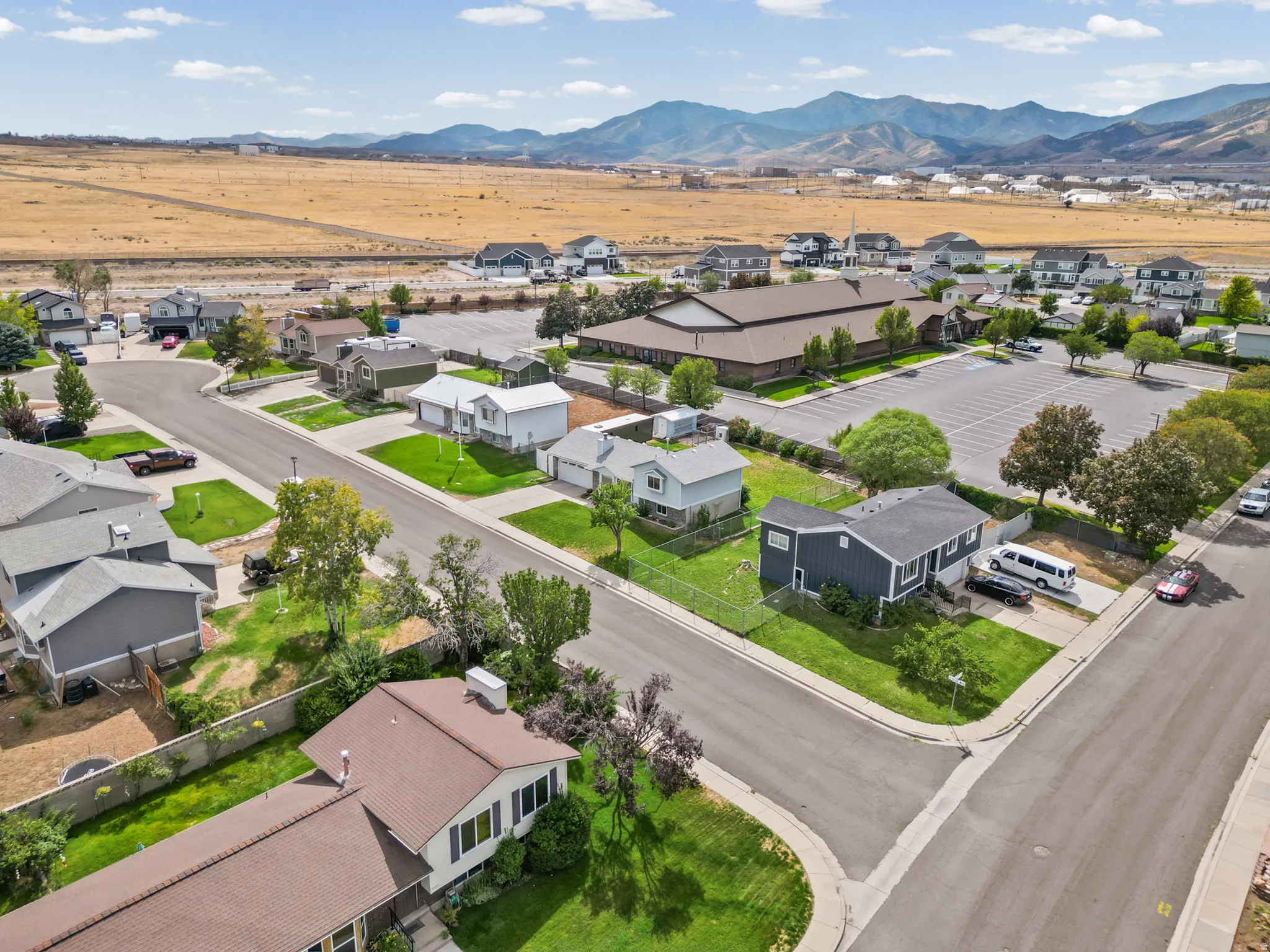 Mountain backdrop with surrounding residential neighborhood