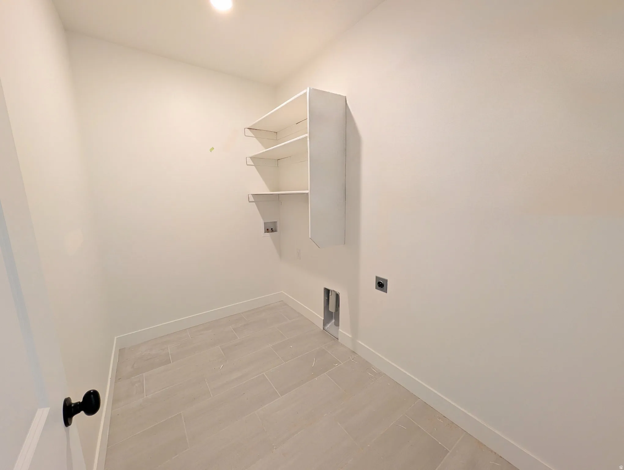 Built-in shelving unit with multiple shelves