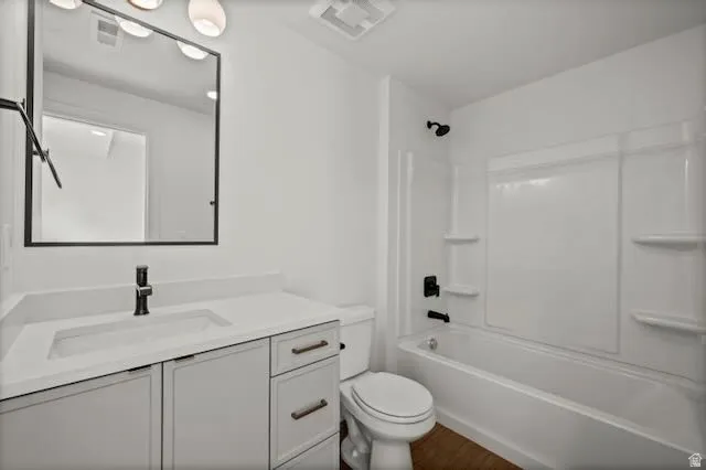 Ensuite bathroom